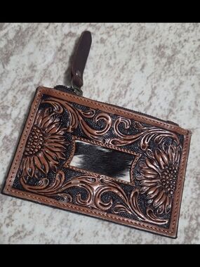 Tooled Floral Leather Card Holder - Brown & Black